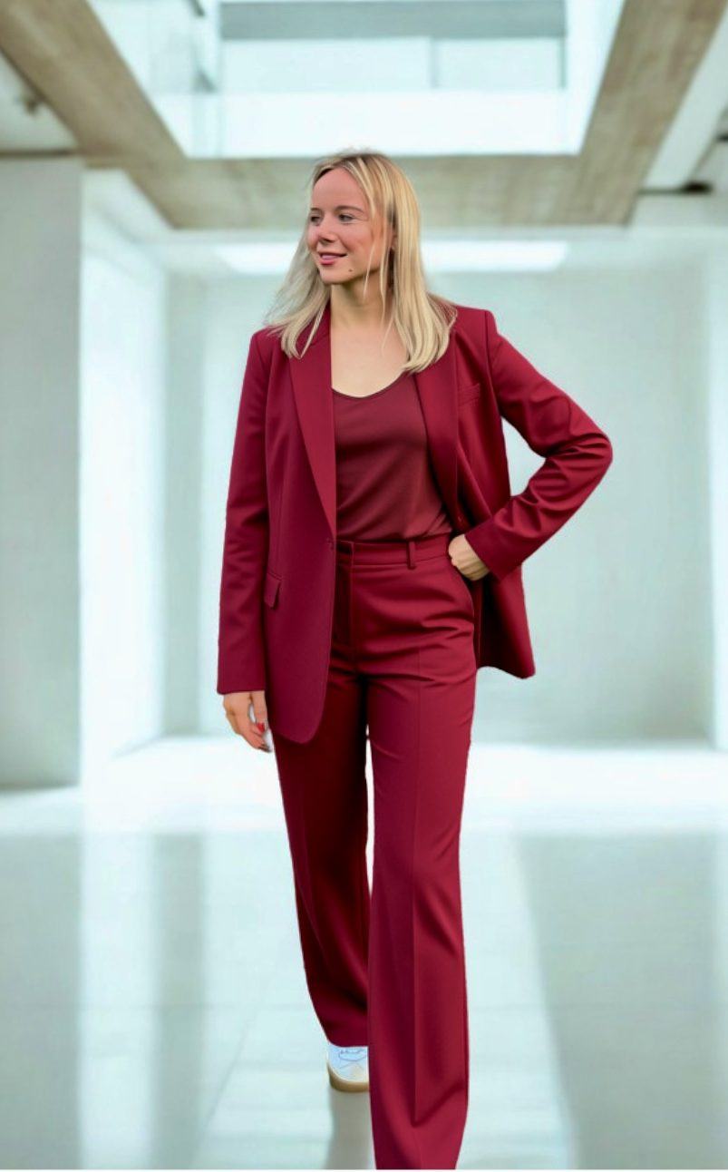 Ronja Jokic, Gründerin von INSURO